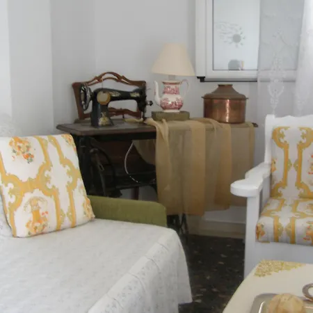 Apartment Oma's Haus- το σπίτι της γιαγιάς Agioi Theodoroi