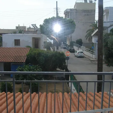 Oma's Haus- το σπίτι της γιαγιάς Apartment Agioi Theodoroi