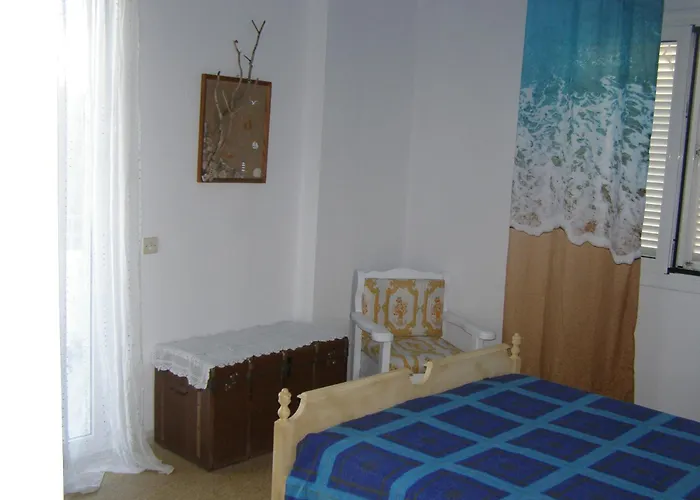 Oma's Haus- το σπίτι της γιαγιάς * Agioi Theodoroi (Corinthia)