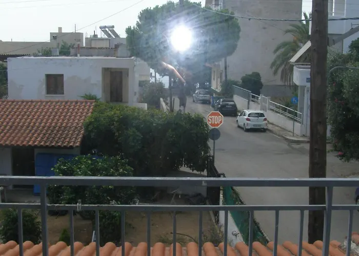 Oma's Haus- το σπίτι της γιαγιάς Apartamento Agioi Theodoroi (Corinthia)